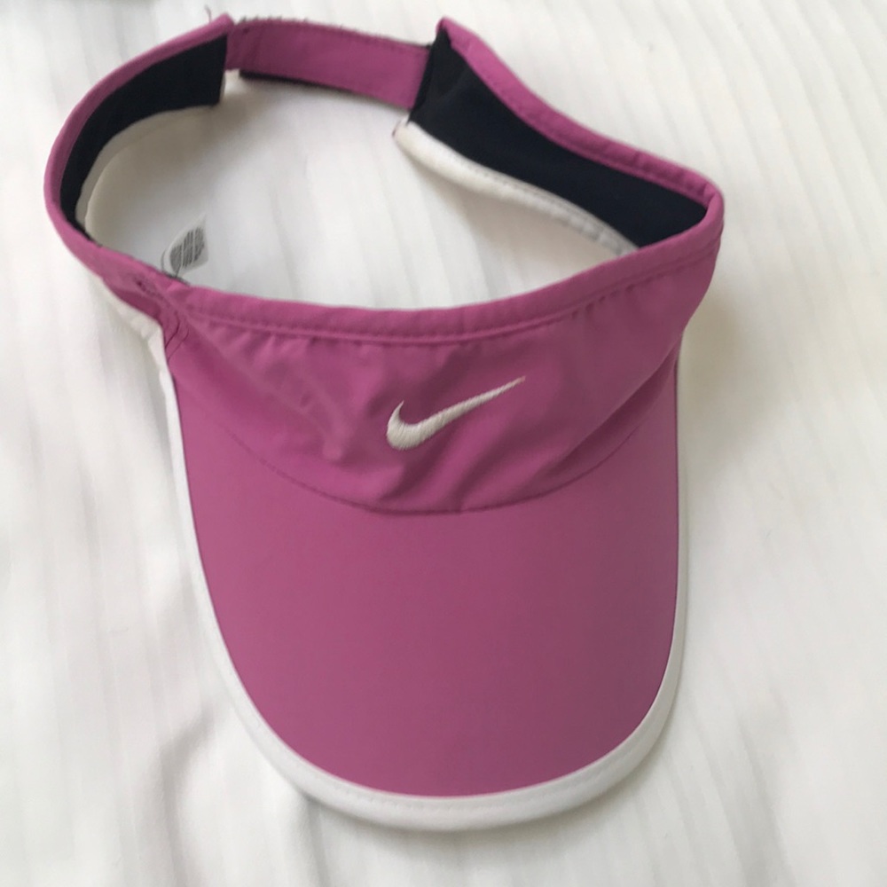 Nike dry fit visor